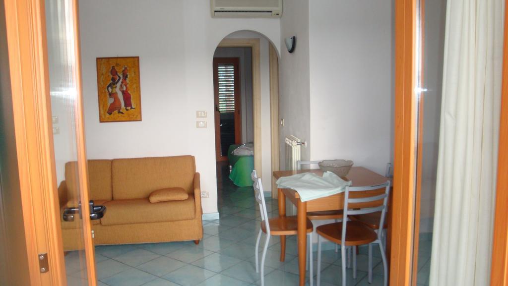 Ischia Uno Residence Forio di Ischia Habitación foto