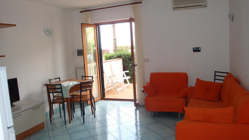 Ischia Uno Residence Forio di Ischia Habitación foto